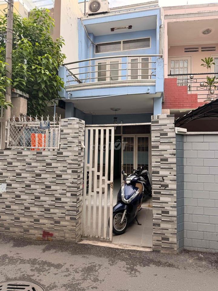 Nhà bán khu dân cư an ninh, sạch đẹp, kế trường tiểu học Hiệp Phú