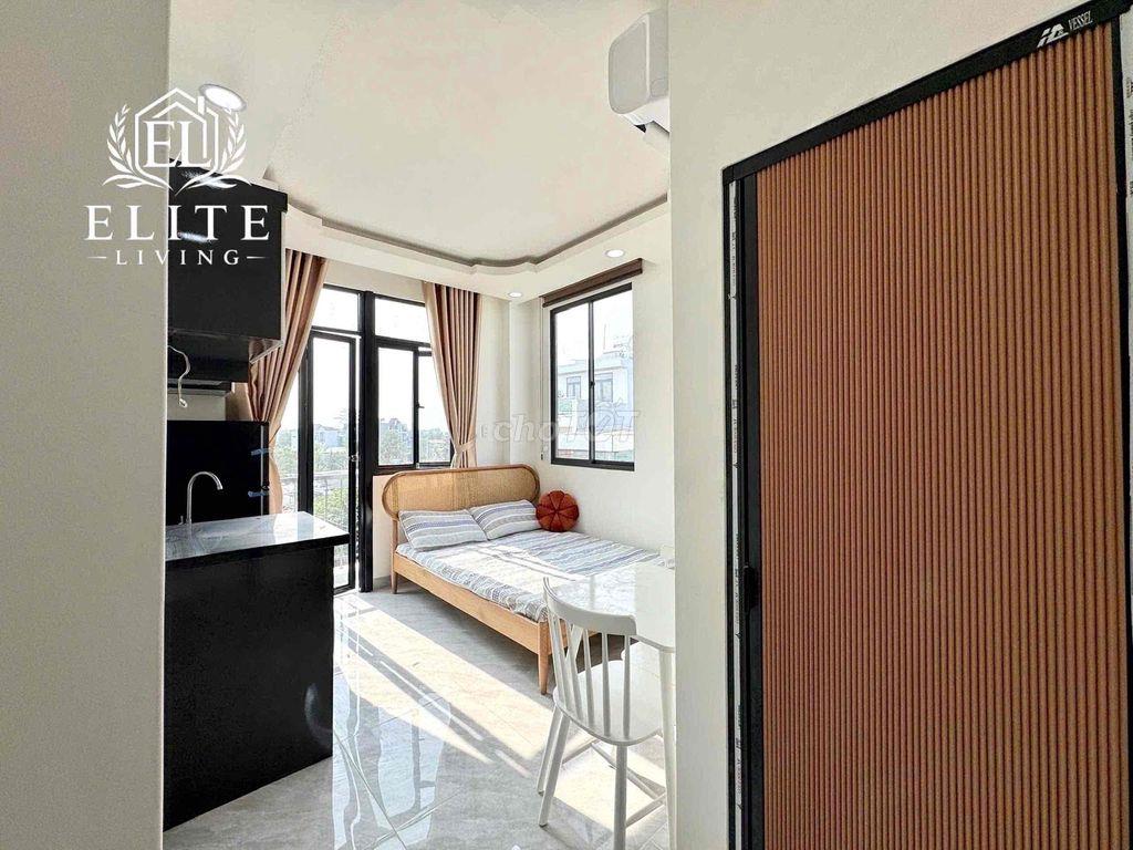 CHDV BAN CÔNG FULL NỘI THẤT