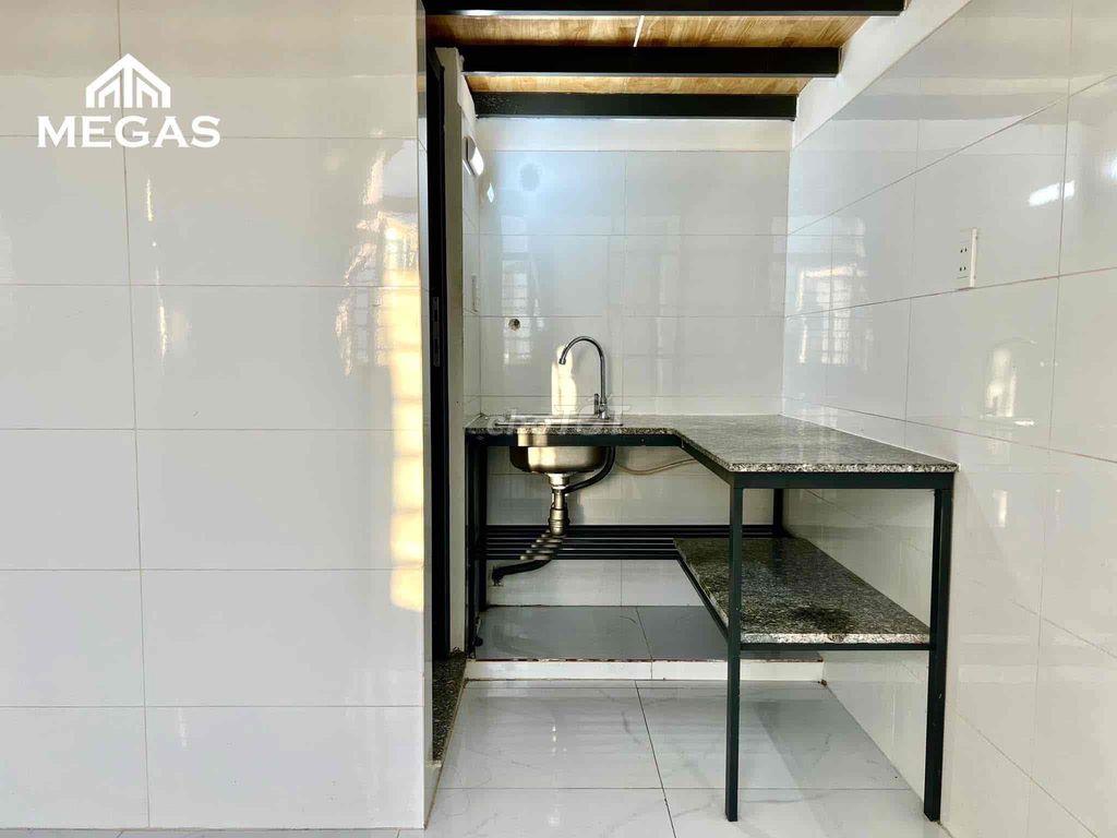 KHAI TRƯƠNG TRỌ GÁC MÁY LẠNH CHỢ THỦ ĐỨC