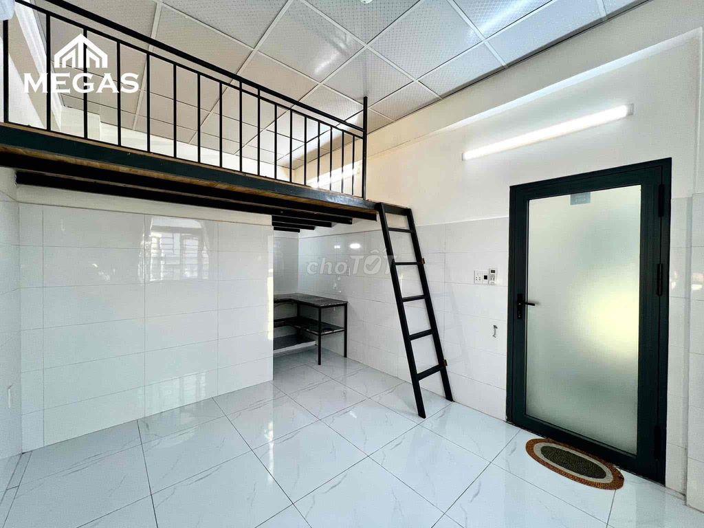 KHAI TRƯƠNG TRỌ GÁC MÁY LẠNH CHỢ THỦ ĐỨC