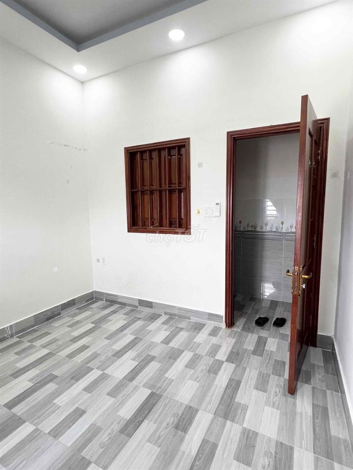 PHÒNG FULL NỘI THẤT, CỬA SỔ TRỜI, MỚI, ĐẸP