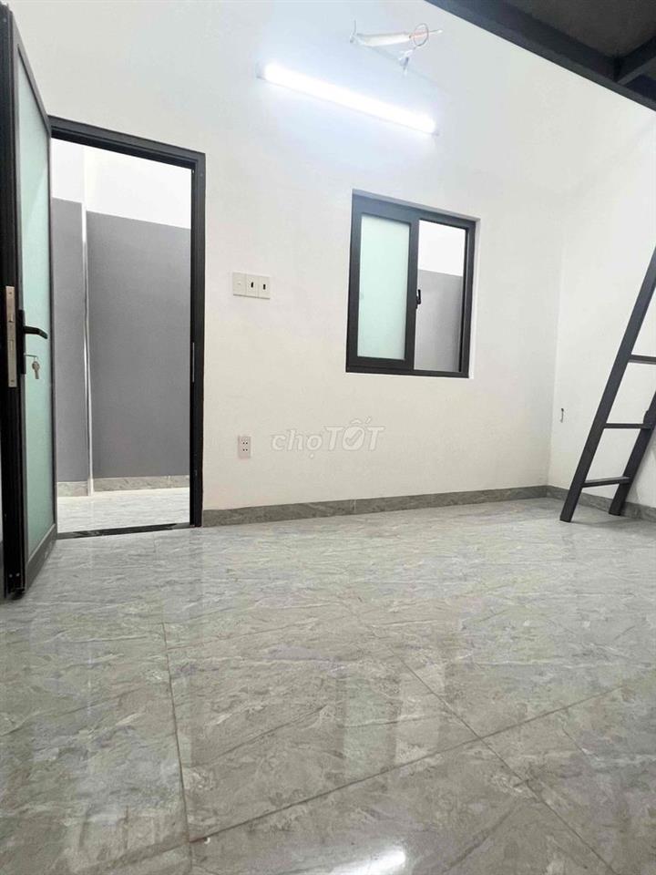 PHÒNG MỚI 100%, Cách Trường Ngân Hàng 600m