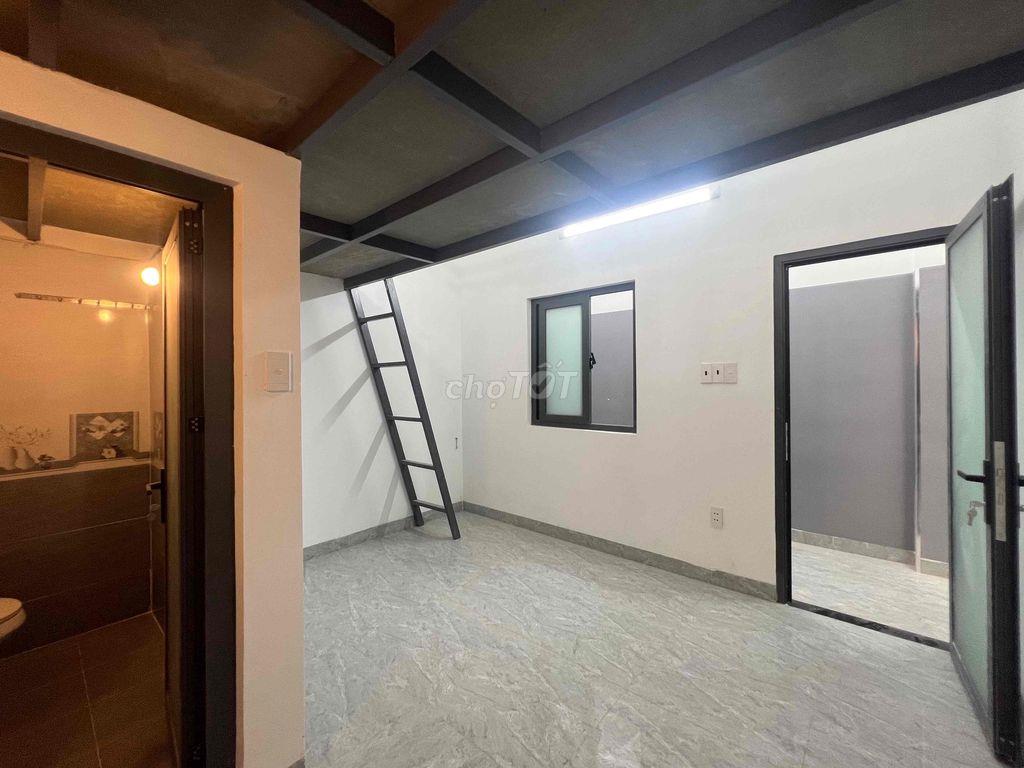 Nhà Mới, Nội Thất Mới, Kế Trường Ngân Hàng
