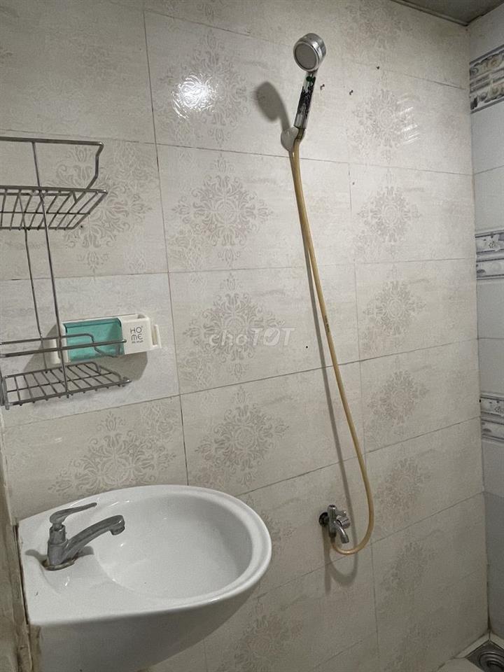 Phòng đầy đủ nội thất