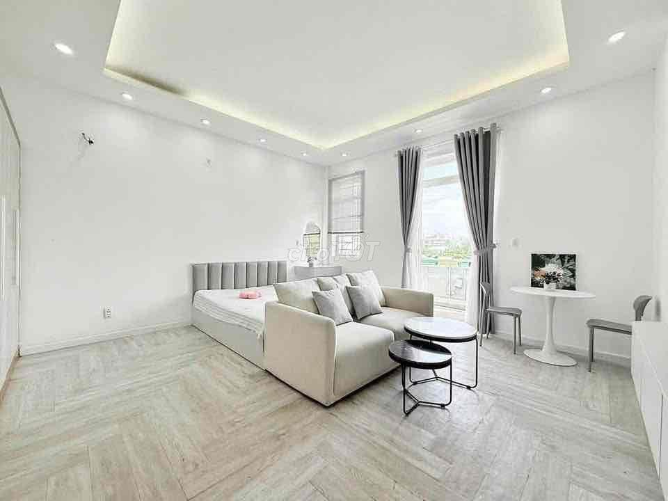 STUDIO - FULL NỘI THẤT BAN CÔNG - KHU CNC/UFM/FPT