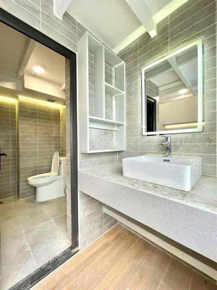STUDIO FULL NỘI THẤT NGAY KHU CNC - VINHOME Q9