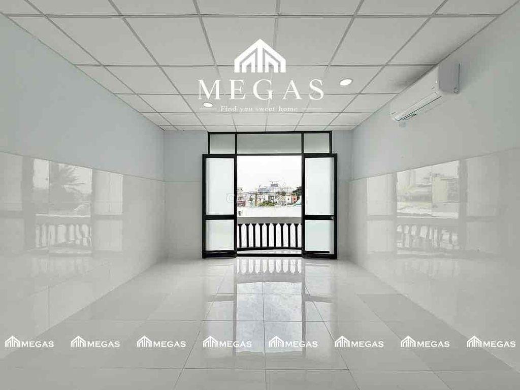 STUDIO BAN CÔNG - ĐỖ XUÂN HỢP