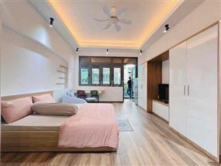 STUDIO BAN CÔNG FULL NT LAKEVIEW - ĐỖ XUÂN HỢP - SONG HÀNH