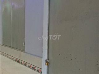 Nhà trọ gần GigaMall Phạm Văn Đồng, P. Hiệp Bình, 40m2, có gác suốt.