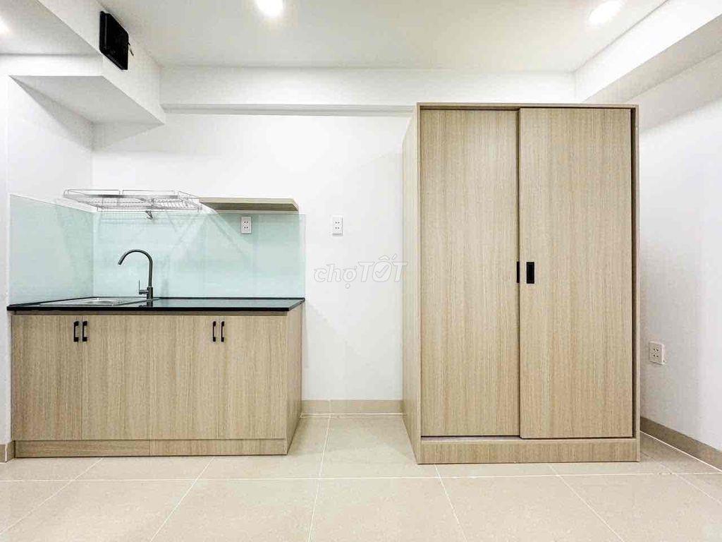 TRỌ MỚI XÂY FULL NÔNI THẤT SÁT BÊN CĐ CÔNG THƯƠNG