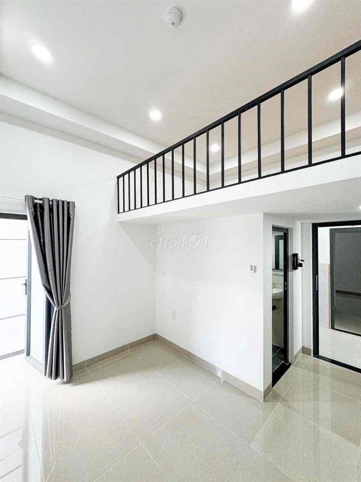 TRỌ MỚI XÂY FULL NÔNI THẤT SÁT BÊN CĐ CÔNG THƯƠNG