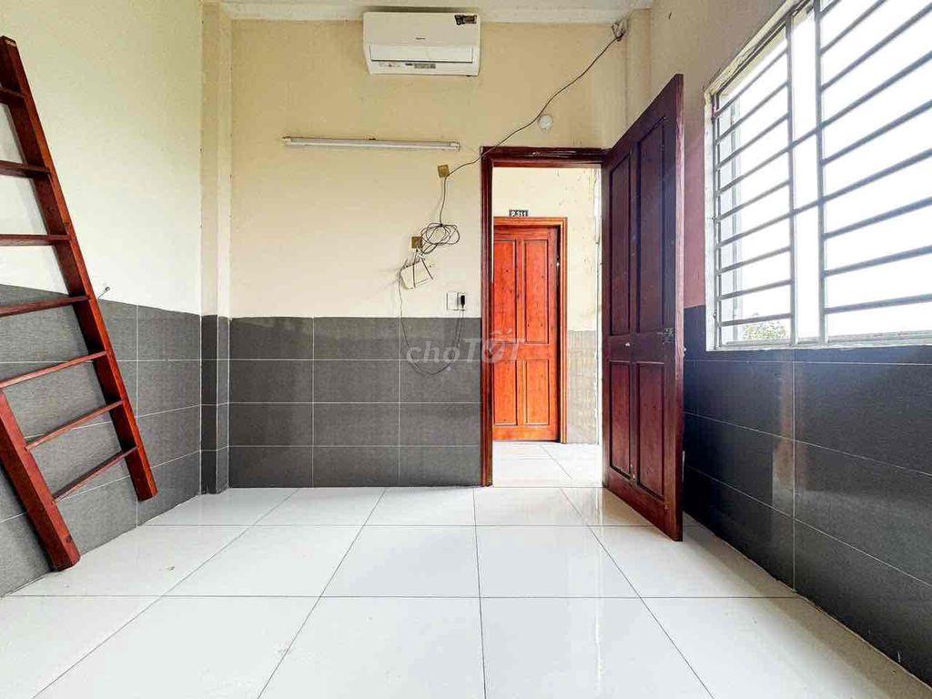 TRỌ KHU CNC