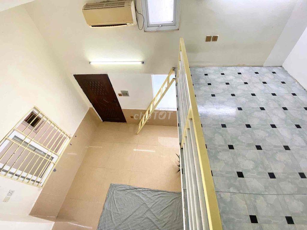 TRỌ MÁY LẠNH SÁT BÊN ĐH FPT, KHU CNC