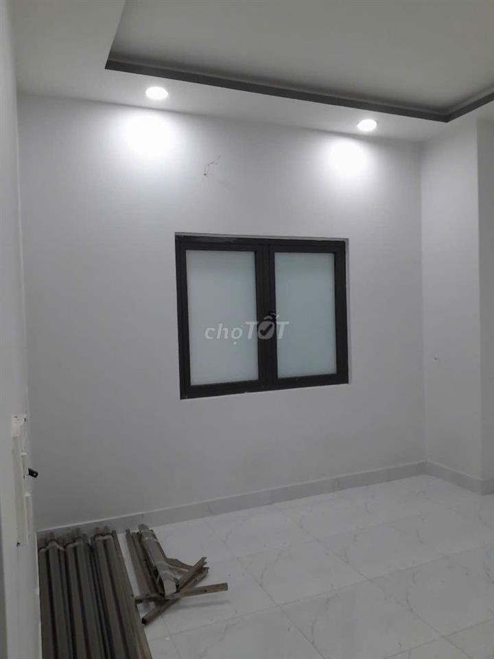 Cho thuê phòng rộng đối diện ĐH Luật