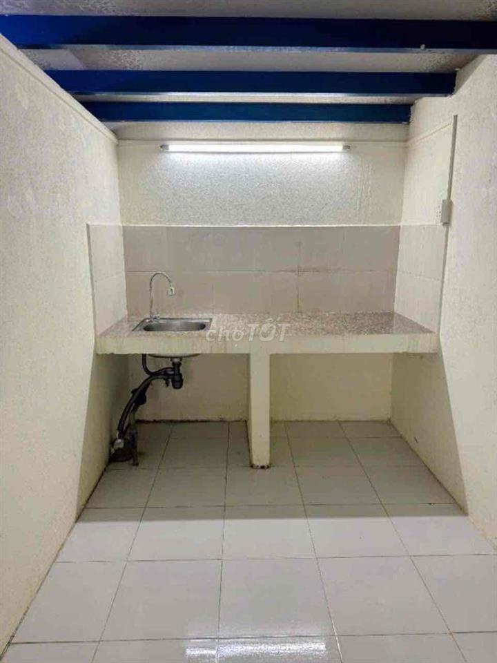 Cho Thuê Phòng Gần Khu CNC giá 2tr4