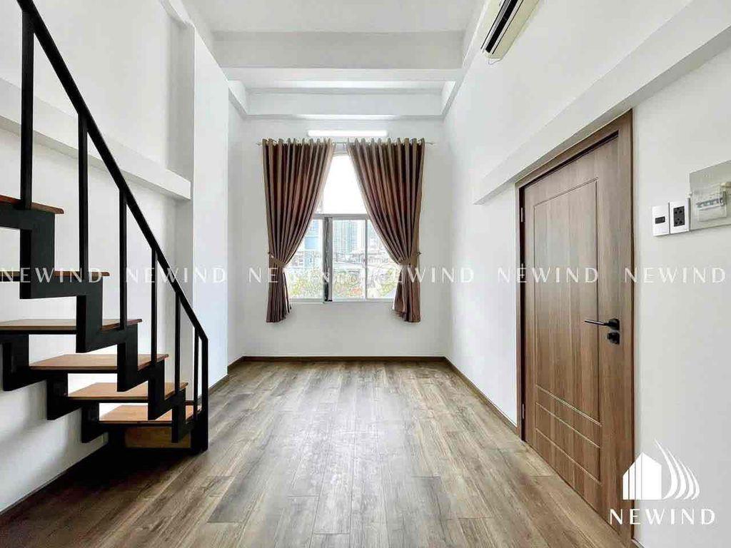 Duplex cửa sổ trời lớn ngay UTC2 - Man Thiện💝