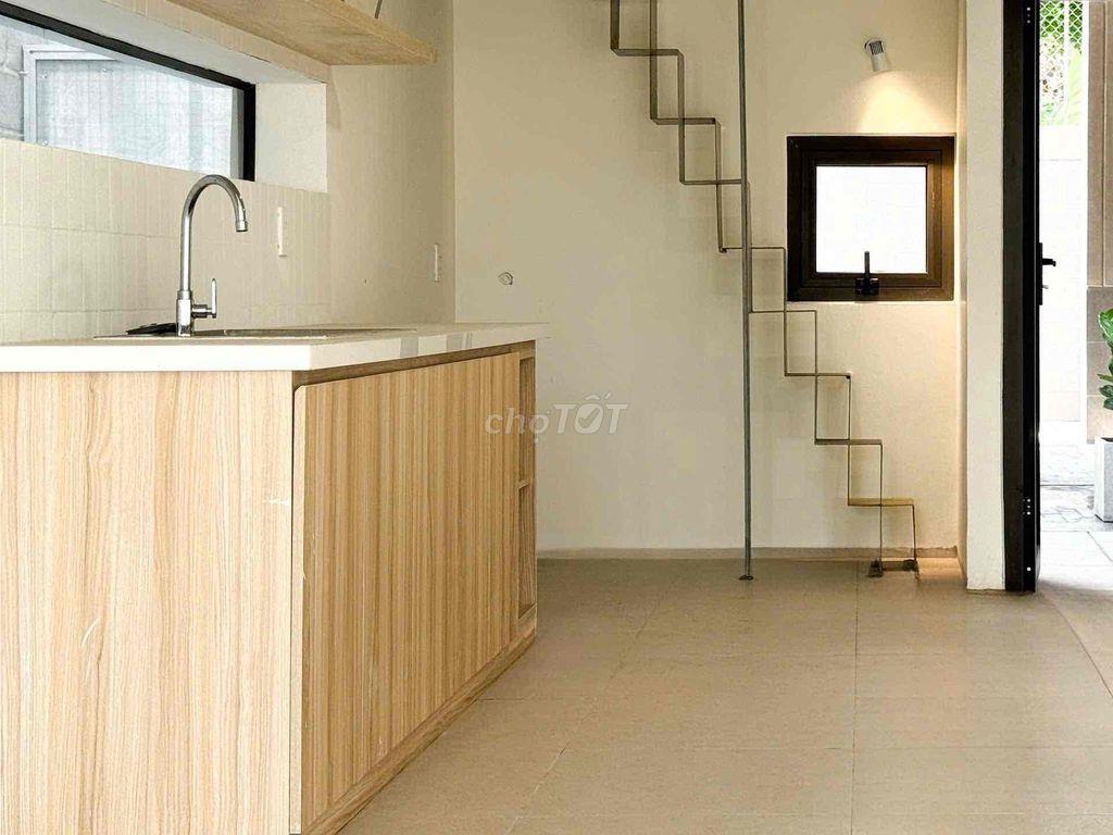 DUPLEX BAN CÔNG MỚI XÂY NGAY KHU CNC - UFM