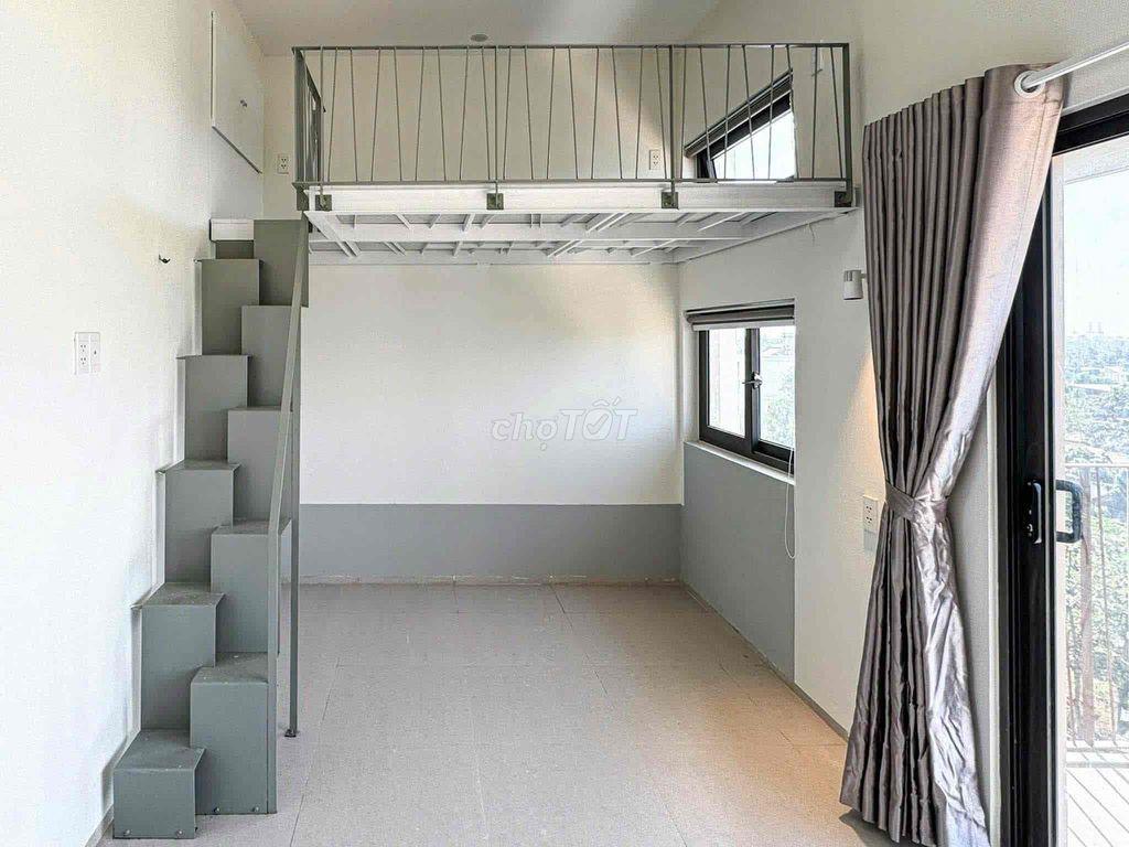 Duplex ban công mới xây ngay ĐH Tài Chính - Marketing - Khu CNC