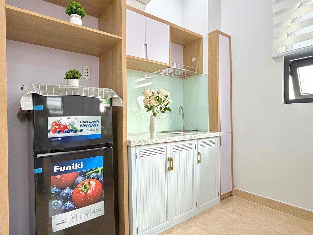 STUDIO FULL NỘI THẤT CỬA SỔ TRỜI LỚN NGAY CĐ CÔNG THƯƠNG
