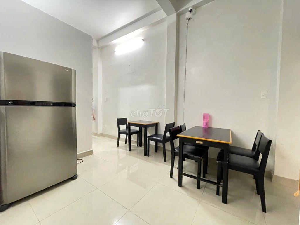 Ngay Ngã Tư Thủ Đức KTX Nam FULL Nội thất, Bao trọn gói,Dọn vào ở ngay