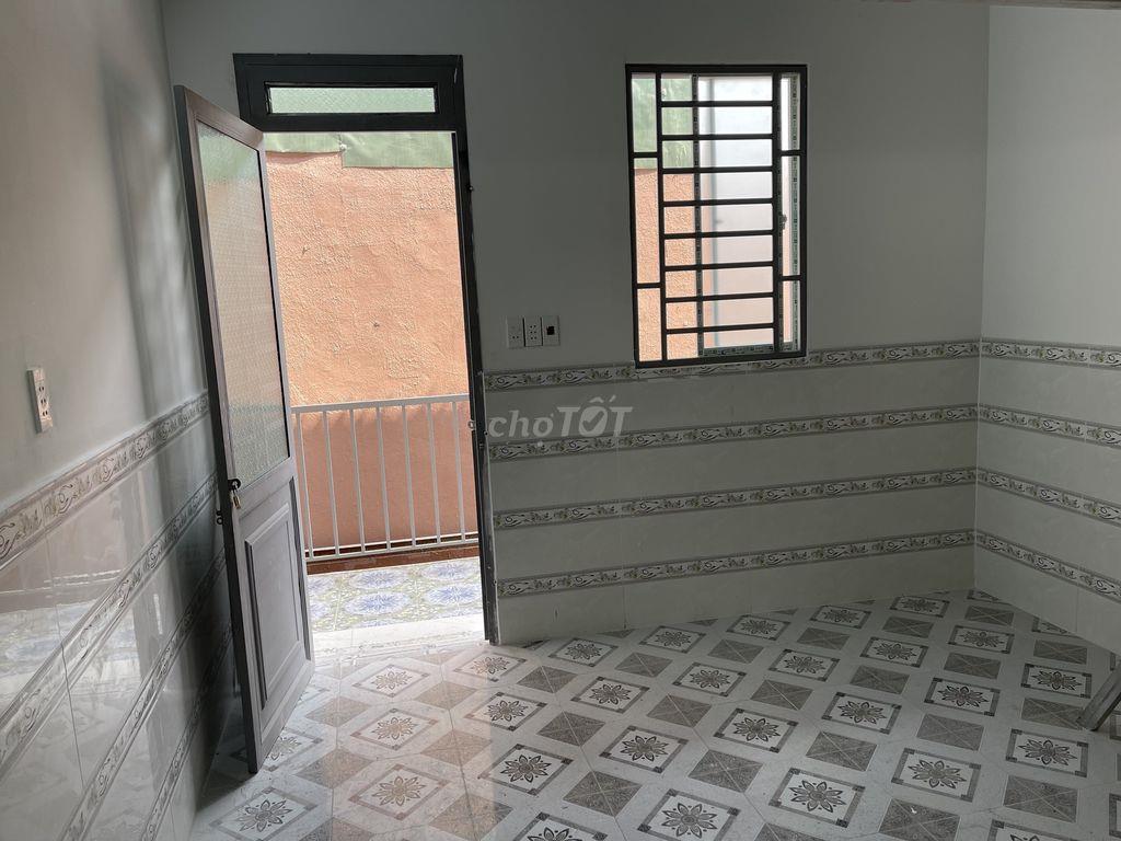 Phòng trọ 30m2 giá rẻ,an ninh,nhiều tiện ích,gần chợ,giờ tự do,..
