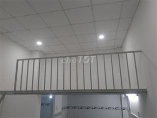 Phòng trọ 30m2 giá rẻ,an ninh,nhiều tiện ích,gần chợ,giờ tự do,..