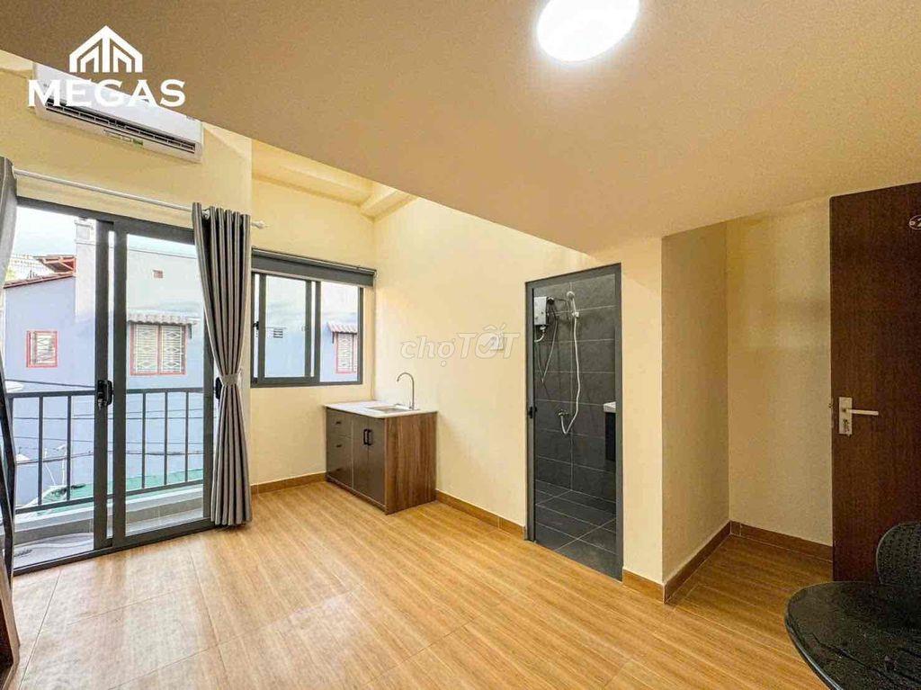 Ngay Ngã Tư Thủ Đức Cửa Sổ Lớn Siêu Thoáng