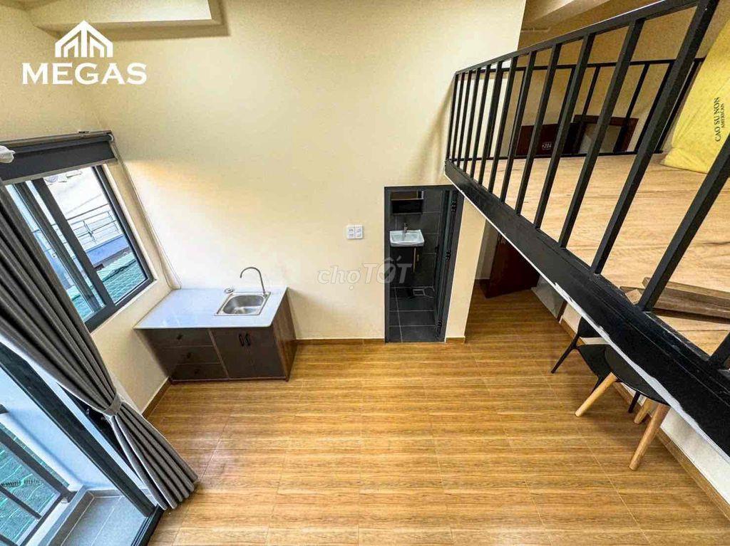 Ngay Ngã Tư Thủ Đức Cửa Sổ Lớn Siêu Thoáng