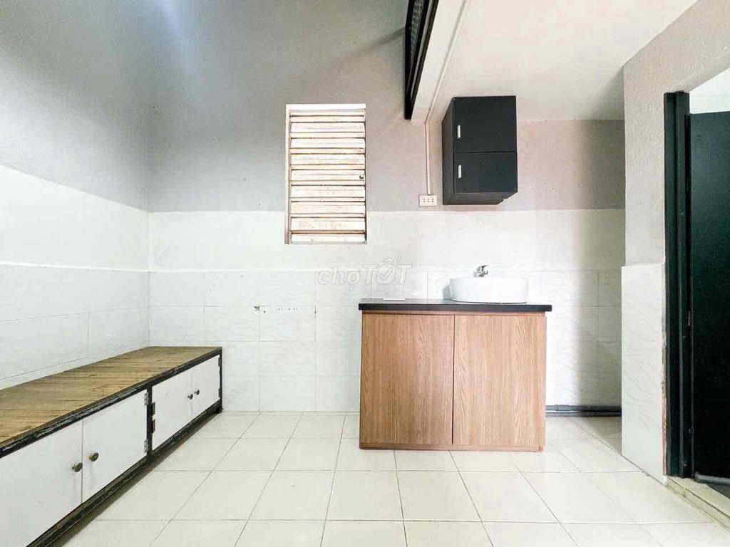CHÍNH CHỦ CHO THUÊ PHÒNG GIÁ RẺ NGAY ĐƯỜNG 385