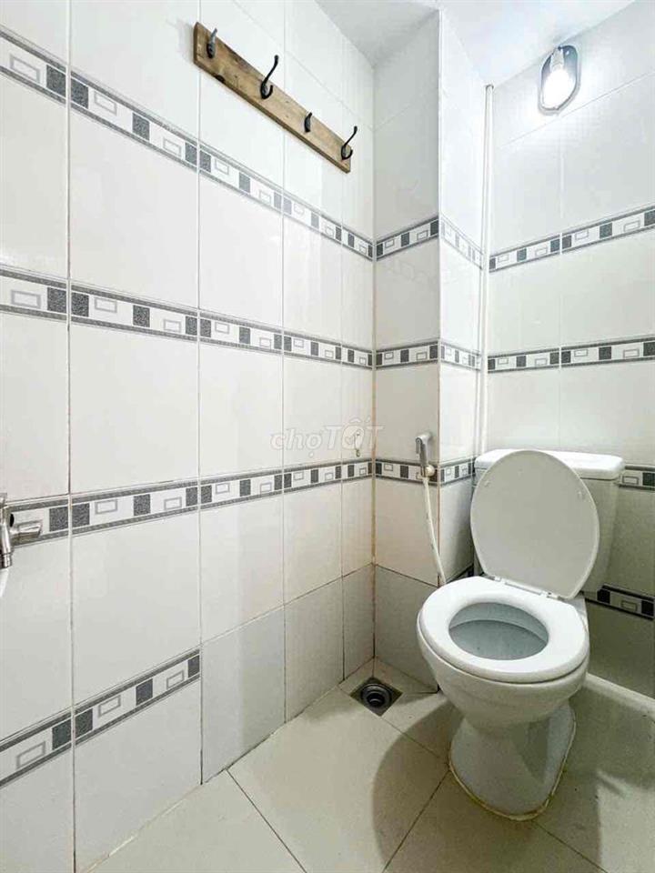 CHÍNH CHỦ CHO THUÊ PHÒNG GIÁ RẺ NGAY ĐƯỜNG 385