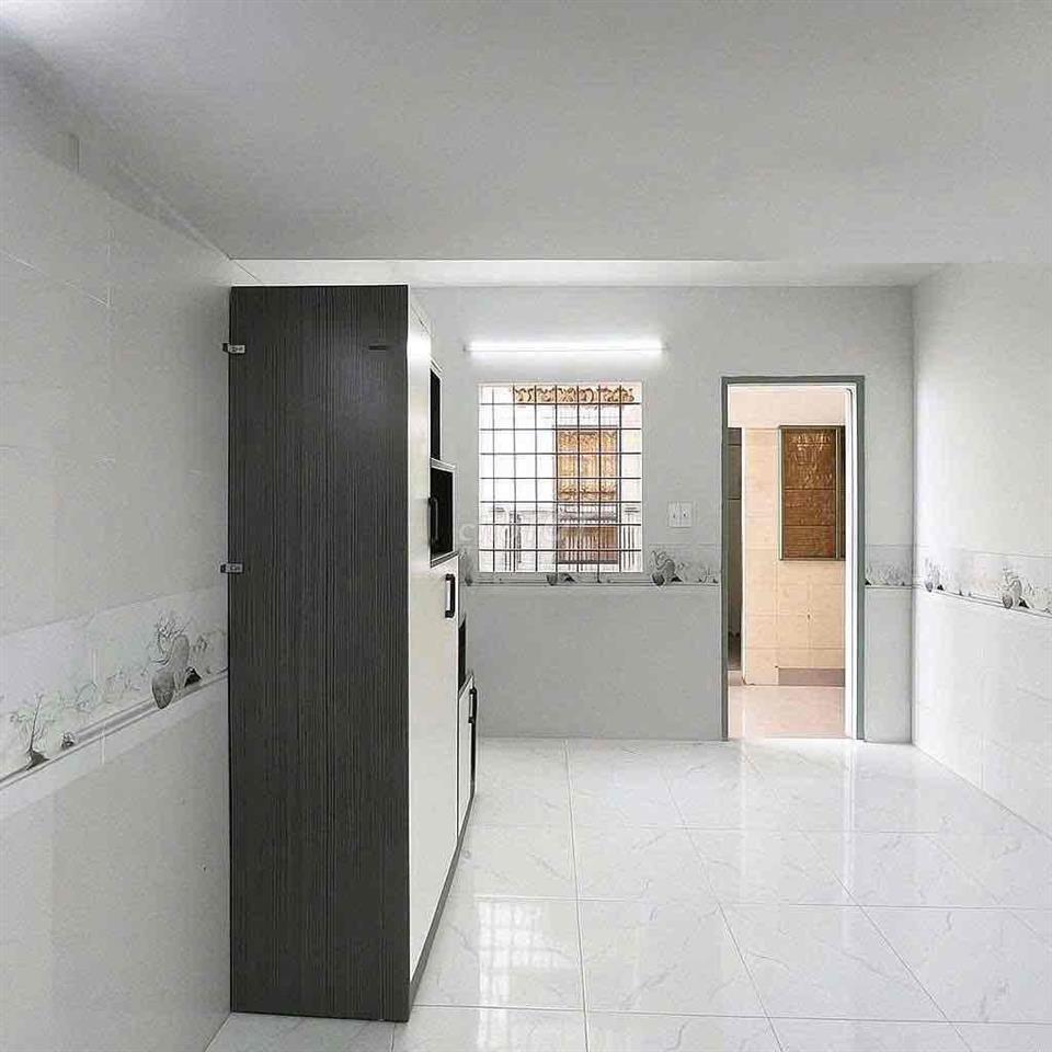 DUPLEX VỪA CẢI TẠO LẠI NẰM NGAY NGÃ TƯ BÌNH THÁI TRỤC ĐƯỜNG CHÍNH