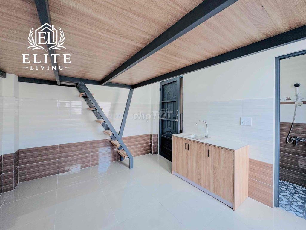 DUPLEX MỚI HOÀN THIỆN CÓ BAN CÔNG CỬA SỔ TRỜI NẰM NGAY NGÃ TƯ THỦ ĐỨC
