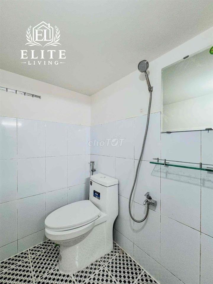 DUPLEX MỚI XÂY XONG CÒN MÙI SƠN, RỘNG RÃI, CAO NẰM GẦN TRƯỜNG UFM, FPT