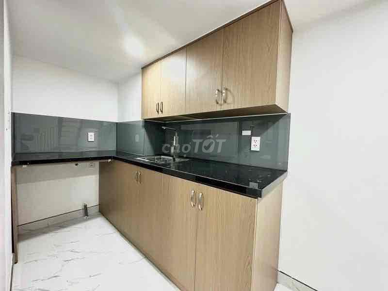 Duplex ban công Full NT - Ngay Làng Đại Học - Bcons City Mall