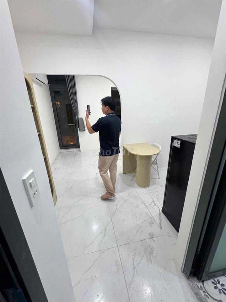 TUNG NGAY SIÊU SIÊU PHẨM CÒN SÓT LẠI MỚI LENGKENG CỬA SỔ TRỜI FULL NỘI