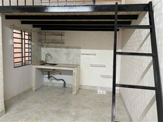 Phòng Tiện Nghi – Có Máy Lạnh – Đi Lại Thuận Tiện!!
