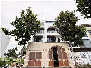 STUDIO BAN CÔNG LUXURY - FULL NỘI THẤT - LIÊN PHƯỜNG - KDC NAM PHAN