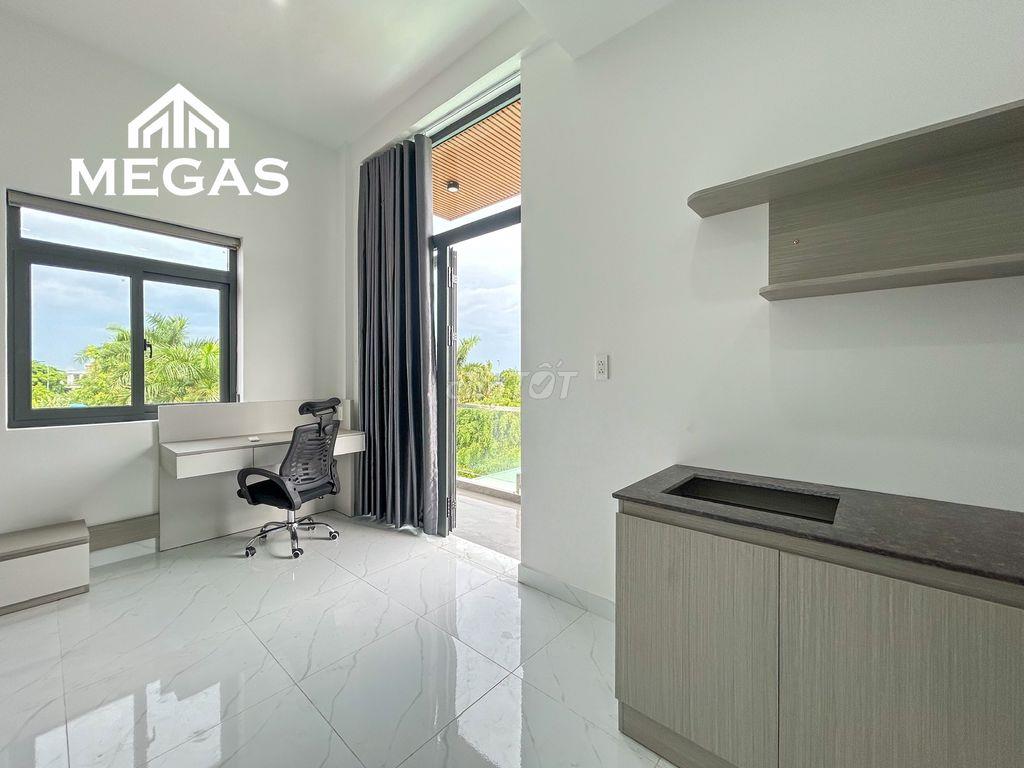 BAN CÔNG - FULL NỘI THẤT NGAY VINHOME GRAND PARK - LÃ XUÂN OAI - UFM 