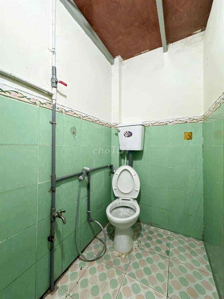 Nhà trọ giá rẻ 1tr550
