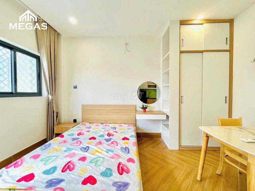 STUDIO BAN CÔNG, GẦN ĐH HUTECH KHU E, GA METRO SUỐI TIÊN, LÀNG ĐẠI HỌC