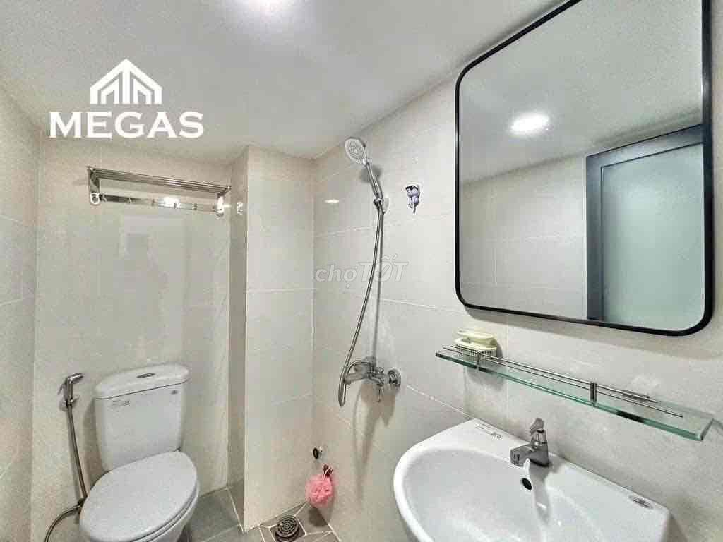 PHÒNG GÁC ĐẸP BAN CÔNG NGAY NGÃ TƯ THỦ ĐỨC, GẦN ĐH HUTECH, ĐH SPKT
