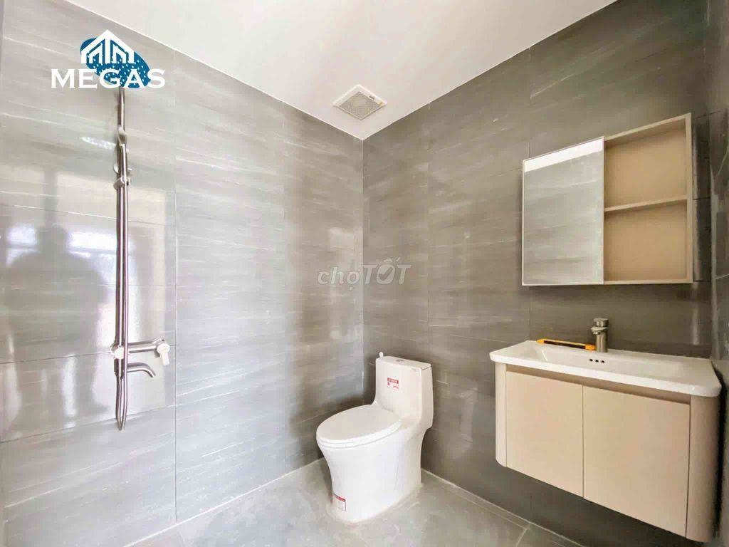PHÒNG BAN CÔNG THOÁNG GẦN CĐ CÔNG THƯƠNG, NGÃ TƯ TĐ, ĐỖ XUÂN HỢP