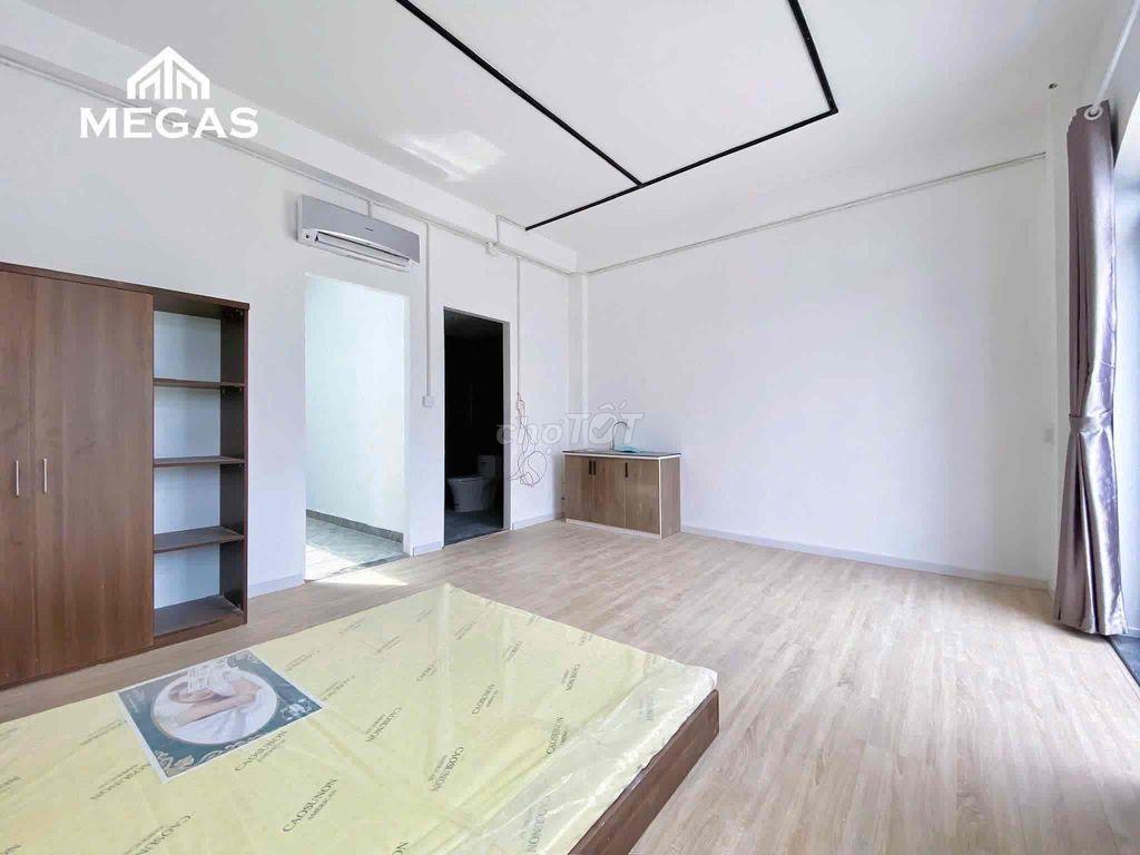PHÒNG BAN CÔNG THOÁNG GẦN CĐ CÔNG THƯƠNG, NGÃ TƯ TĐ, ĐỖ XUÂN HỢP