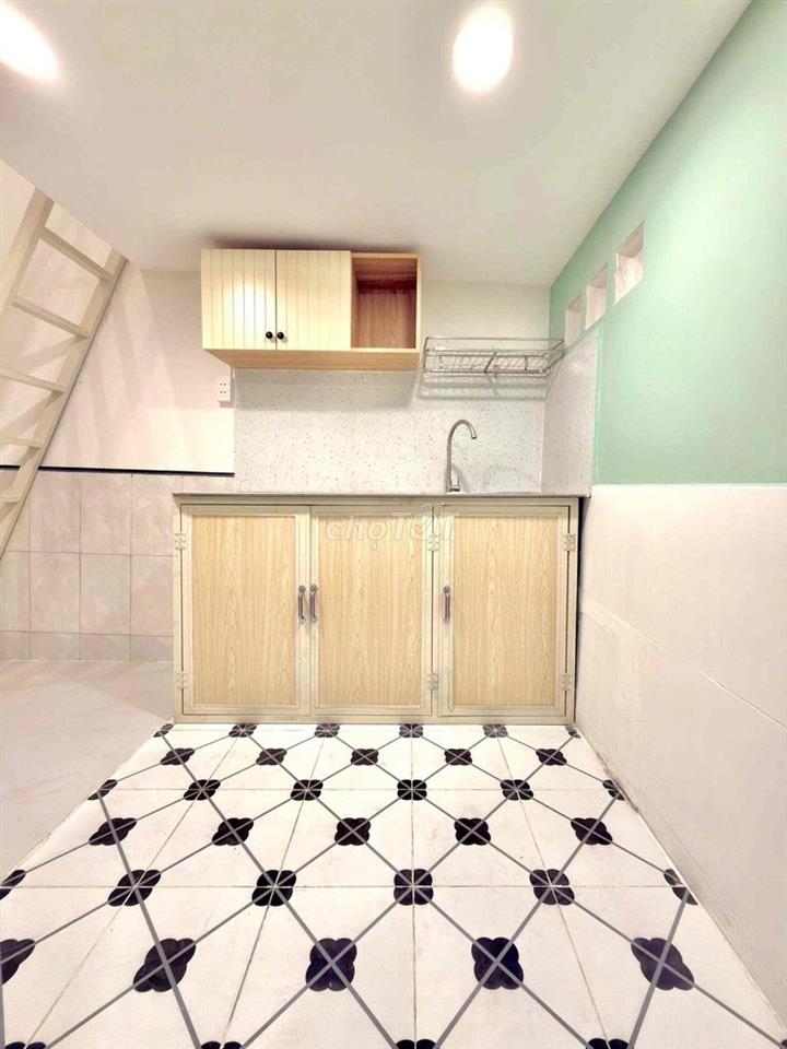 DUPLEX mới xây giá rẻ Ngã Tư Thủ Đức METRO SPKT HUB  full nội thất sin
