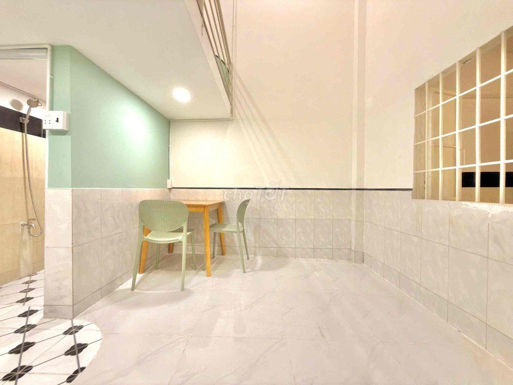 DUPLEX mới xây giá rẻ Ngã Tư Thủ Đức METRO SPKT HUB  full nội thất sin