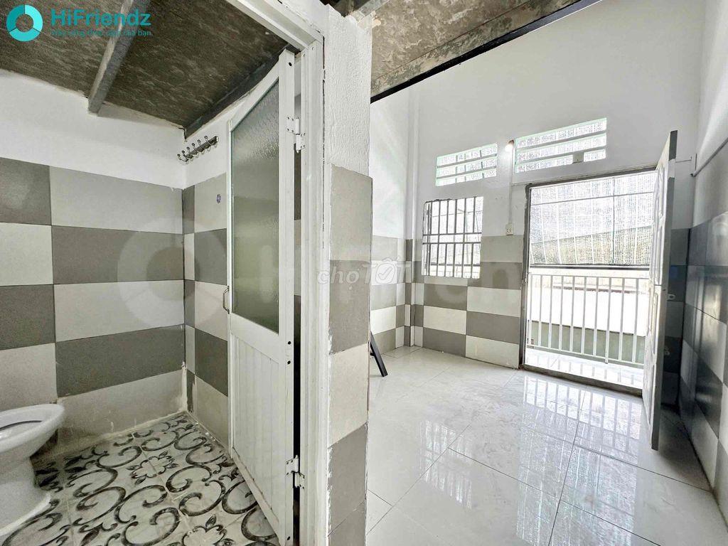 phòng trọ GIÁ RẺ ngay Vinhome, Khu CNC, FPT, UFM, SPKT LÀNG 10 phút