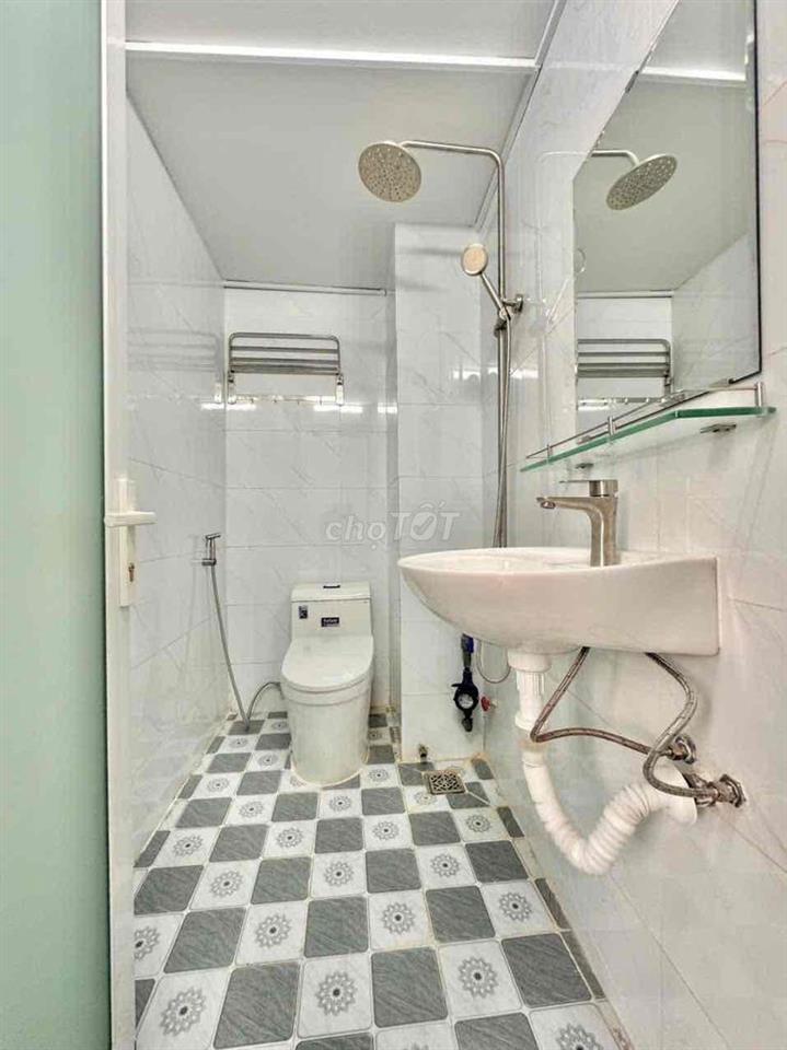 STUDIO FULL NỘI THẤT mới xây CUỐI LÊ VĂN VIỆT, đi NGÃ TƯ TĐ, LÀNG ĐH