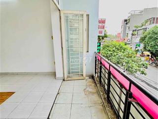 FULL TẦNG - TÁCH BẾP, BAN CÔNG RỘNG - CHỈ 5.8 TRIỆU/THÁNG