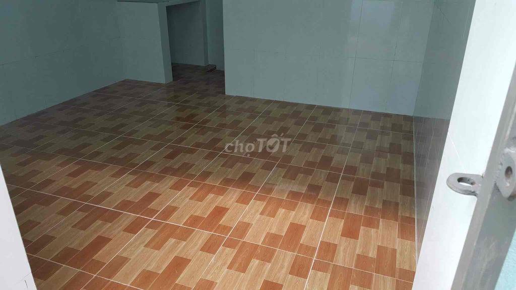 phòng trọ 18m2 phường Phú Hữu q9