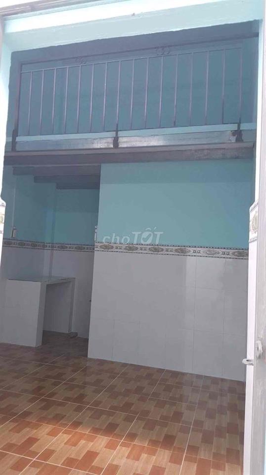 phòng trọ 18m2 phường Phú Hữu q9
